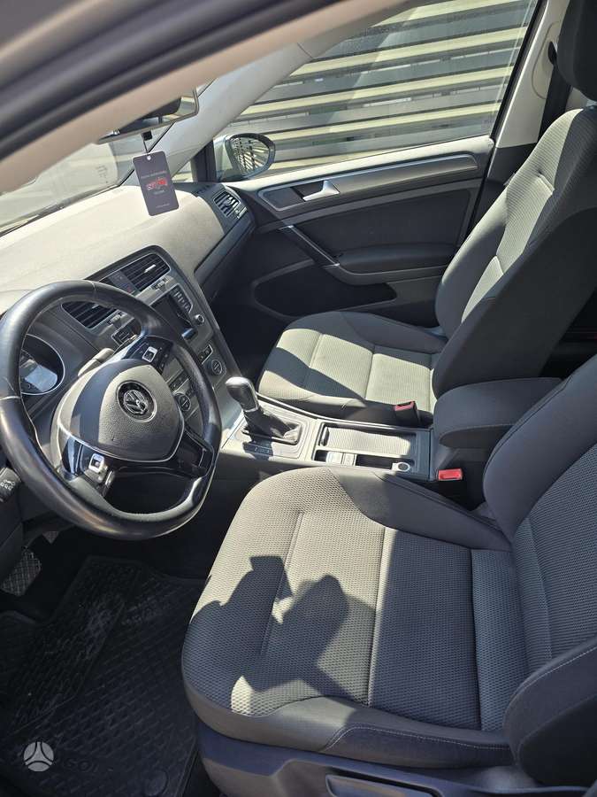 Volkswagen Golf, 1.6 l., Хэтчбек