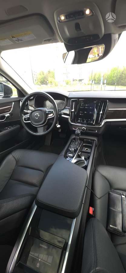 Volvo S90, 2.0 l., Седан