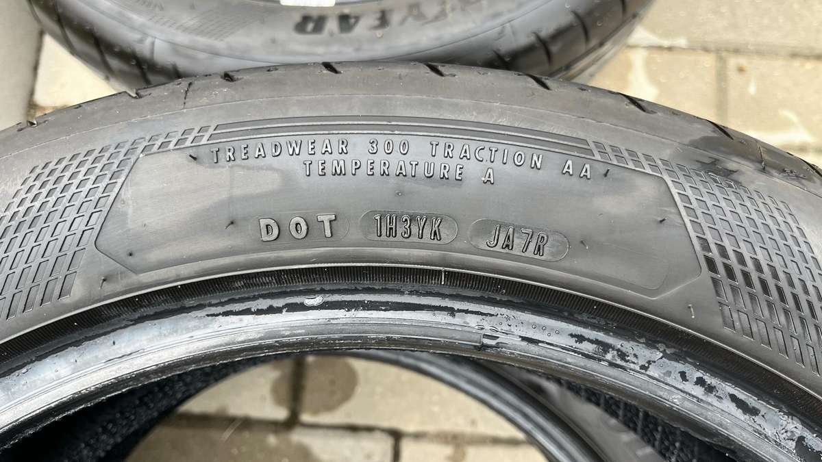 Goodyear, vasarinės 215/50 R18