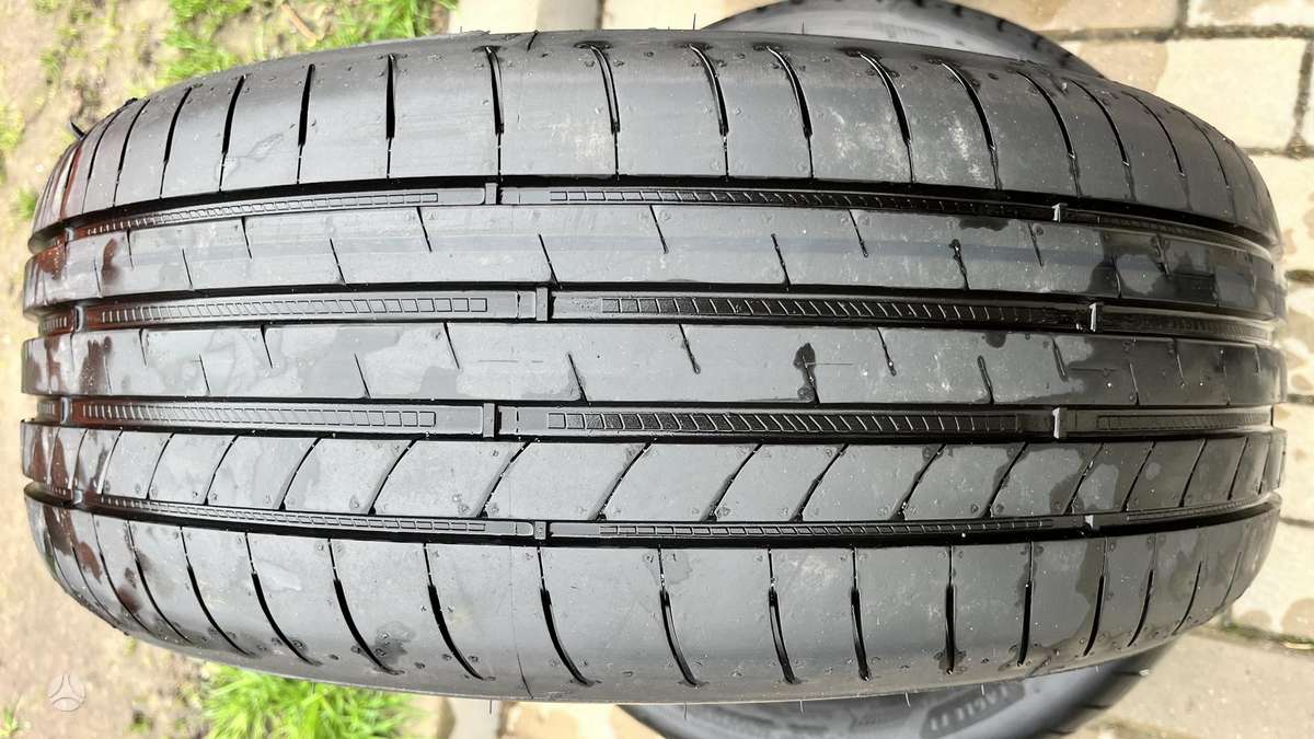 Goodyear, летние 215/50 R18