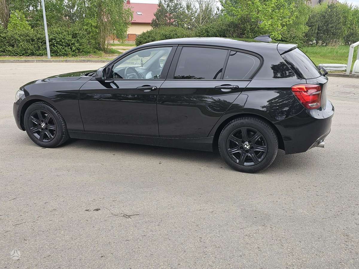 BMW 116, 2.0 l., Хэтчбек