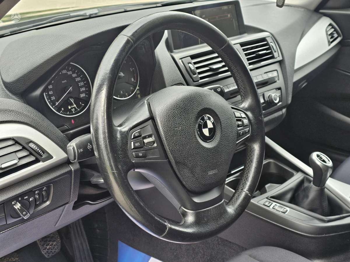 BMW 116, 2.0 l., Хэтчбек