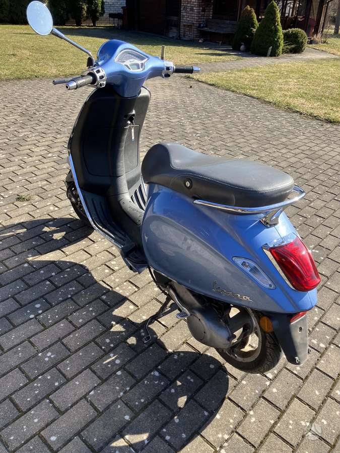 Piaggio Vespa 50cc, scooters / mopeds