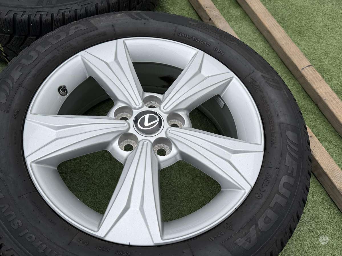 Lexus 6.5J, ET45, легкосплавные , R17