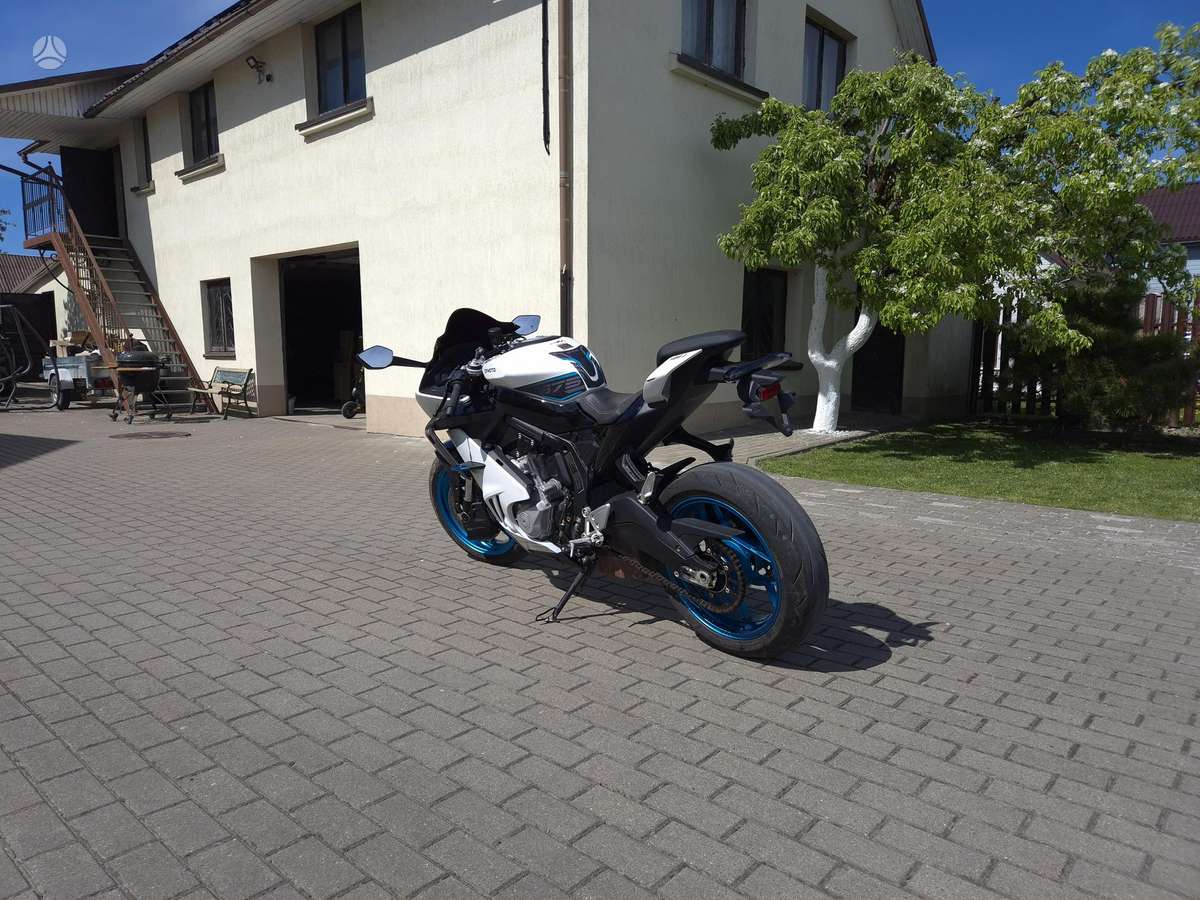 CFMOTO 675 SRR 675cc, superbikes