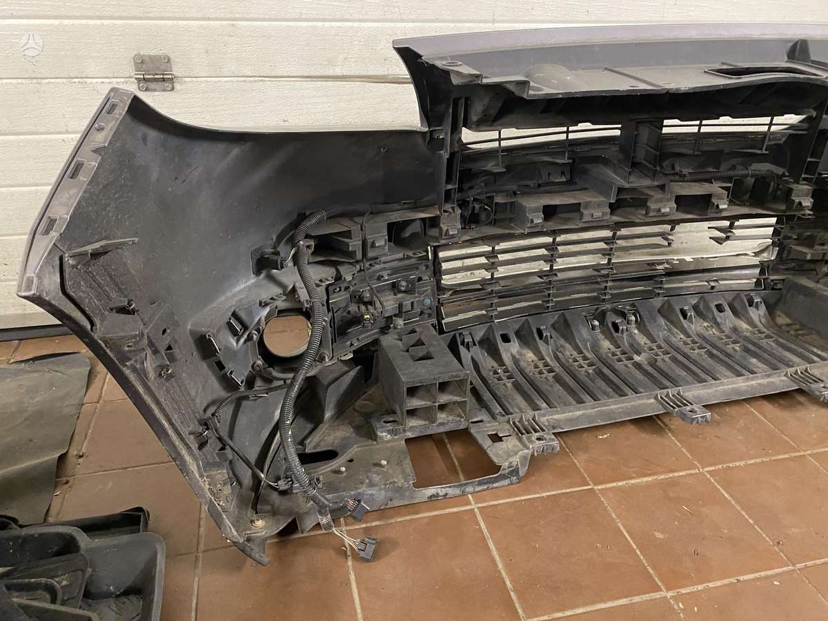 Renault Megane bumpers