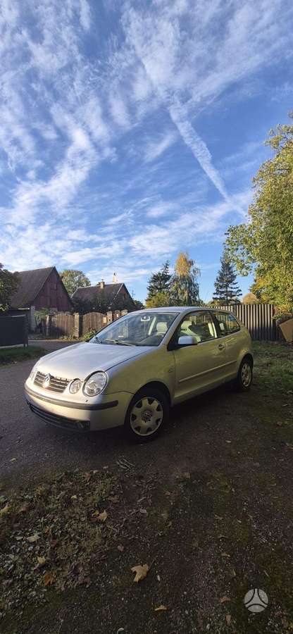 Volkswagen Polo - 2
