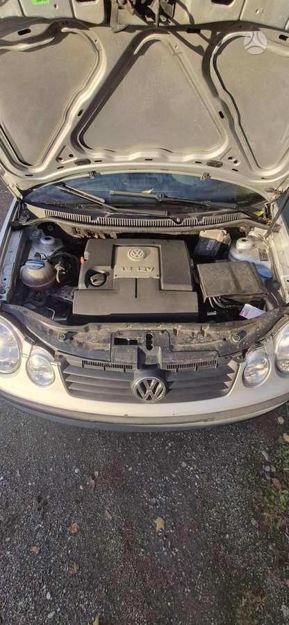Volkswagen Polo - 4