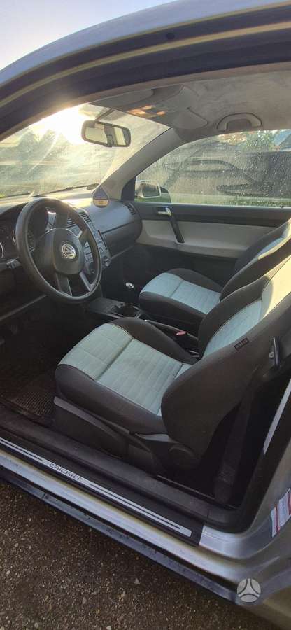 Volkswagen Polo - 8