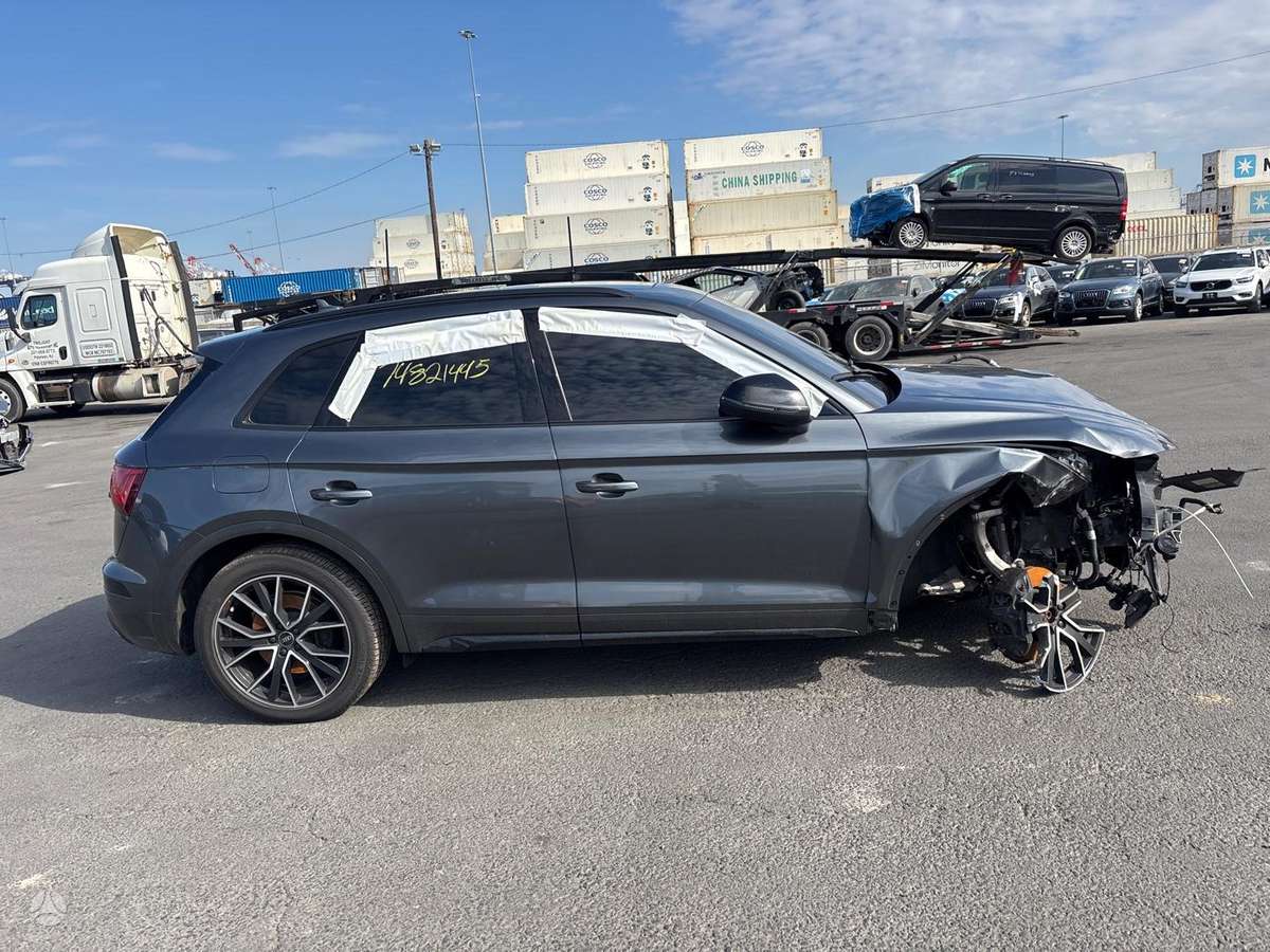Audi SQ5 dalimis. Rida 59000km