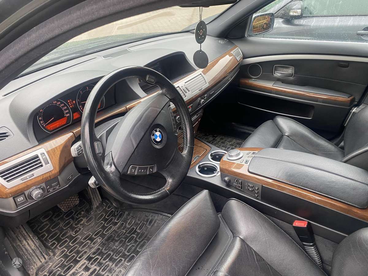 BMW 730, 3.0 l., Седан