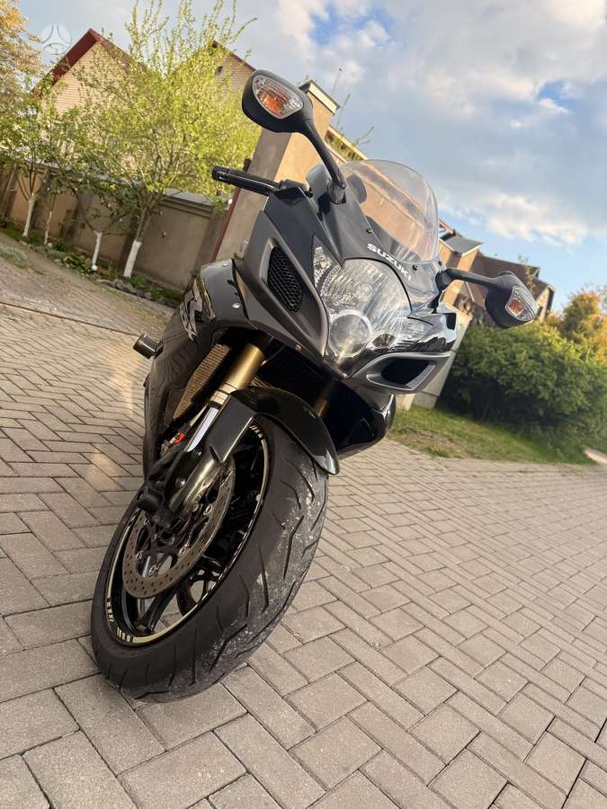 Suzuki GSX-R, supermoto