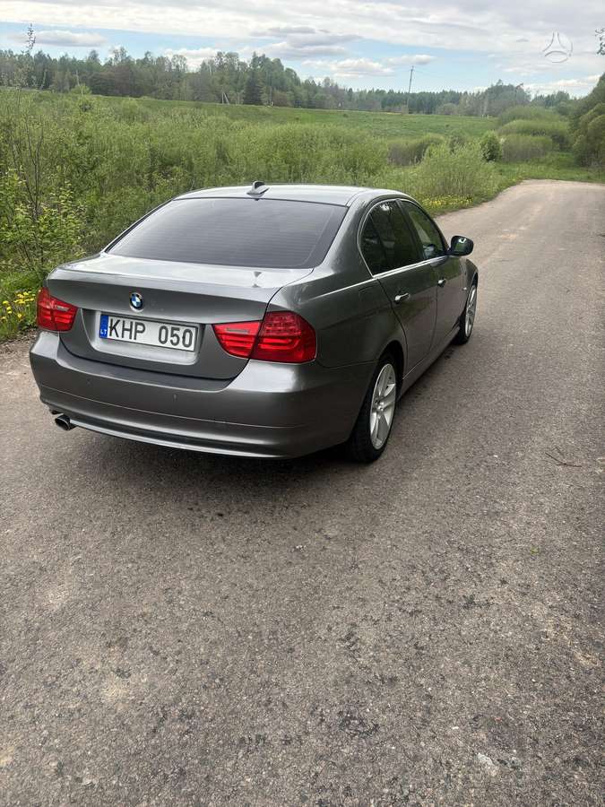 BMW 320, 2.0 l., Седан