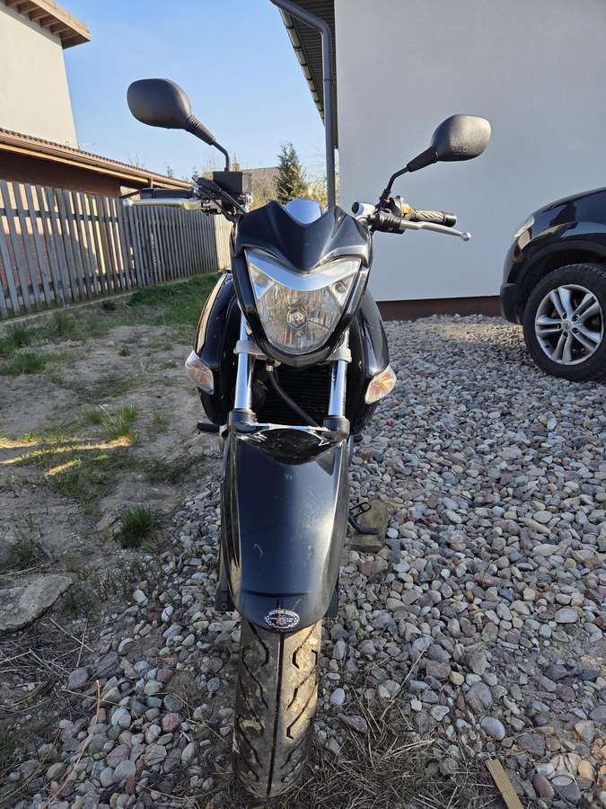 Suzuki Inazuma 250cc, street / classic