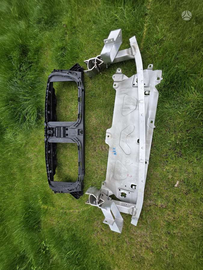 BMW X3 kėbulo dalys