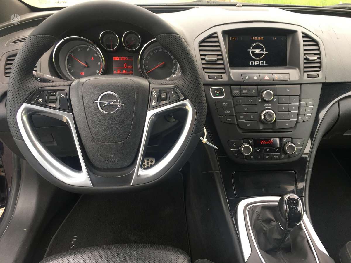 Opel Insignia, 2.0 l., hatchback