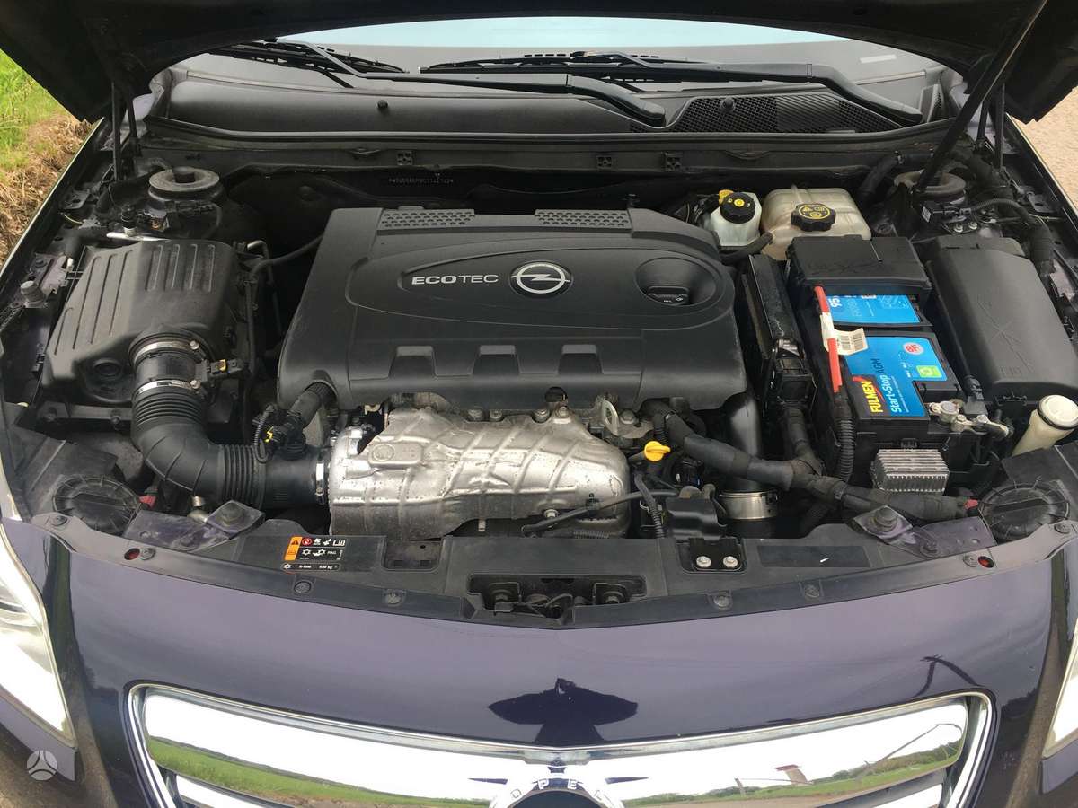 Opel Insignia, 2.0 l., hatchback