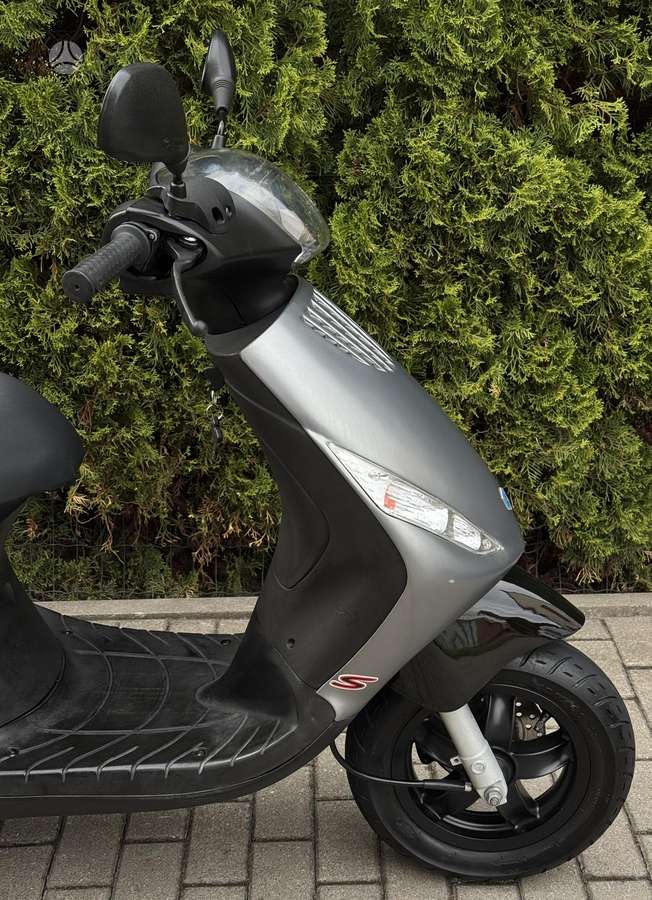 Piaggio Zip 49cc, scooters / mopeds