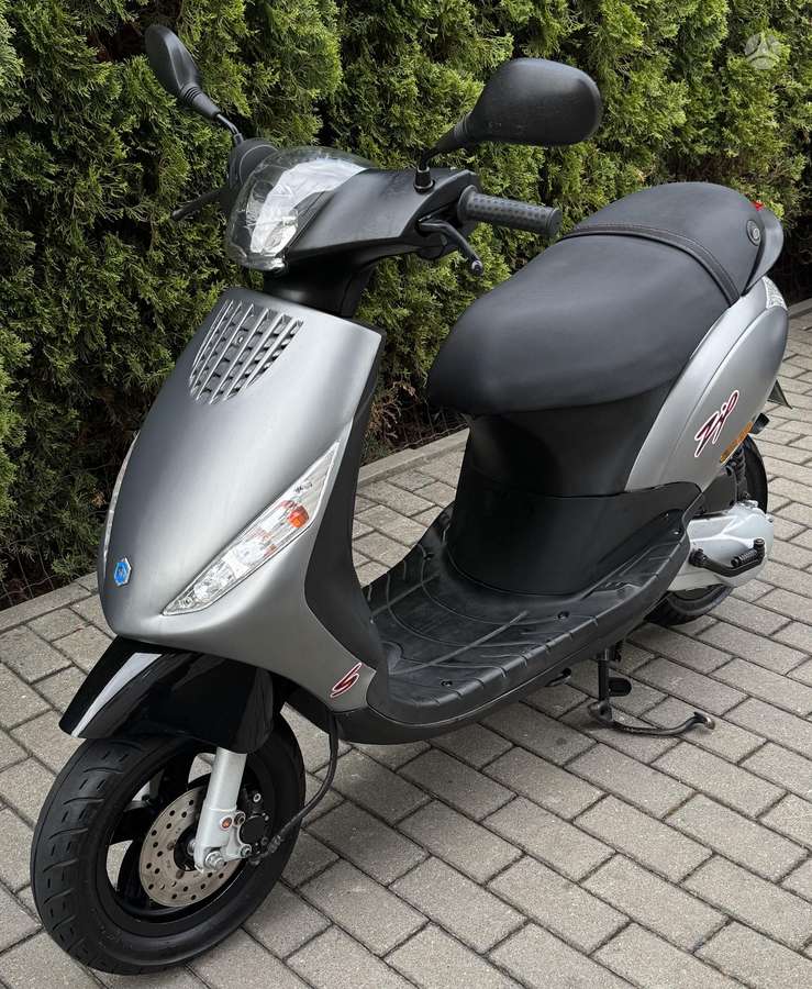 Piaggio Zip 49cc, мотороллеры / мопеды