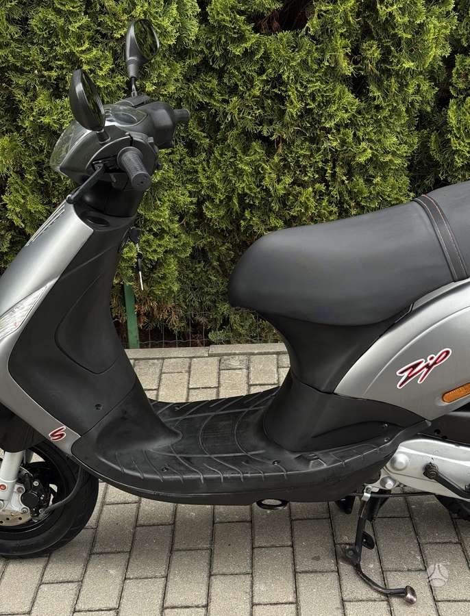 Piaggio Zip 49cc, scooters / mopeds