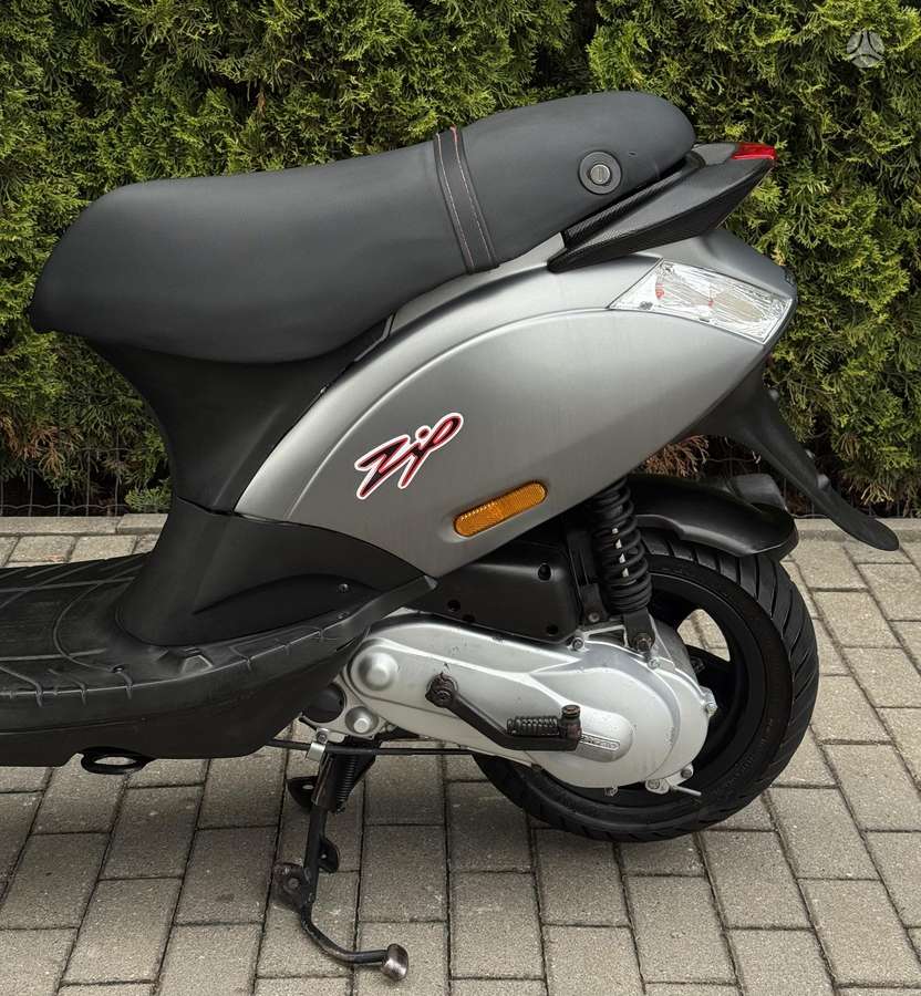 Piaggio Zip 49cc, scooters / mopeds
