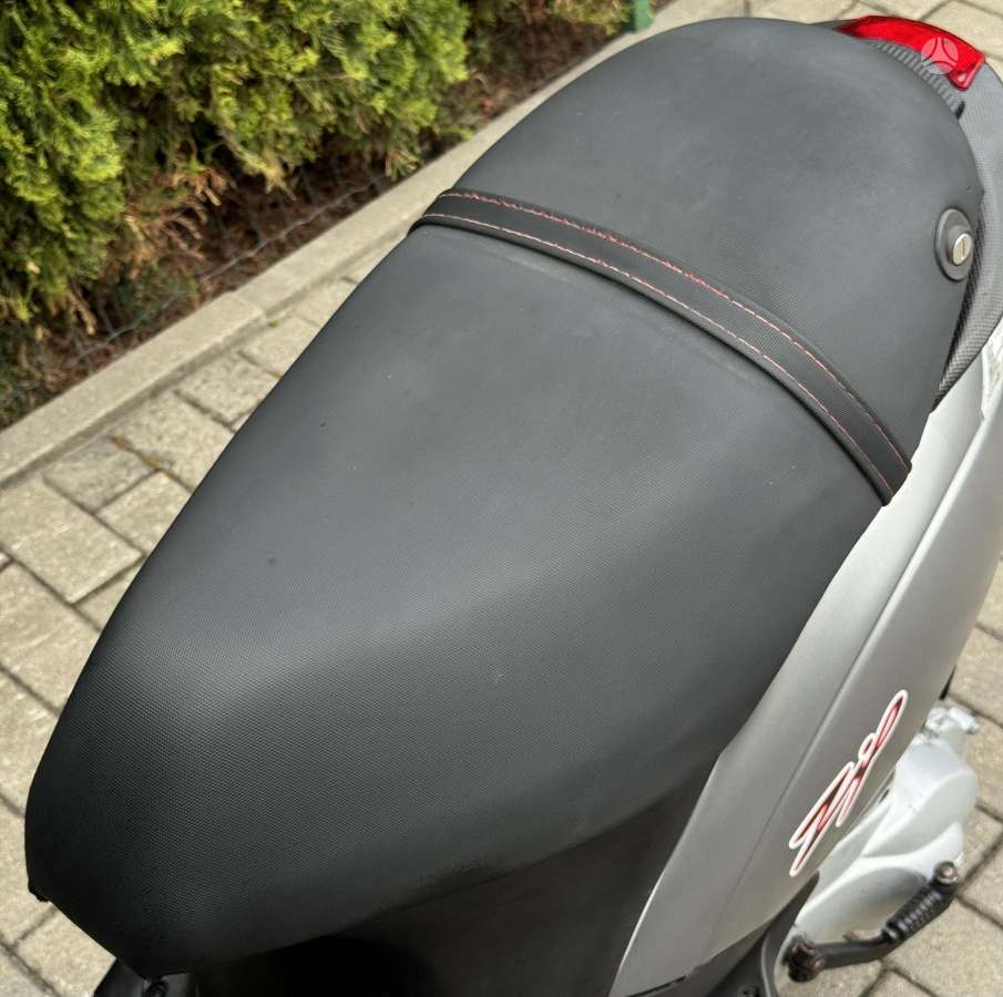 Piaggio Zip 49cc, мотороллеры / мопеды