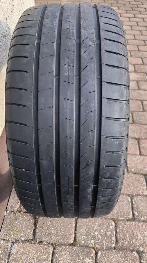 Bridgestone ALENZA, летние 285/45 R20