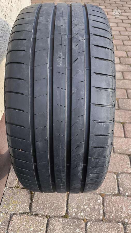 Bridgestone ALENZA, summer 285/45 R20