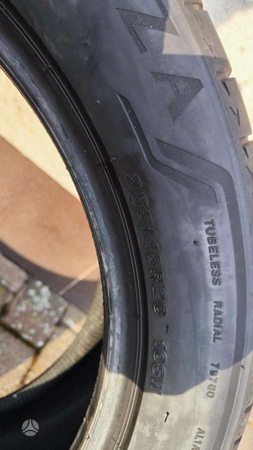 Bridgestone ALENZA, летние 285/45 R20