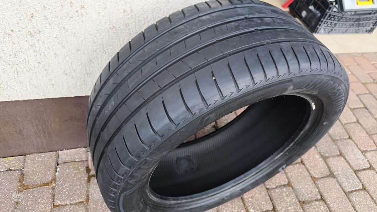 Bridgestone ALENZA, летние 285/45 R20