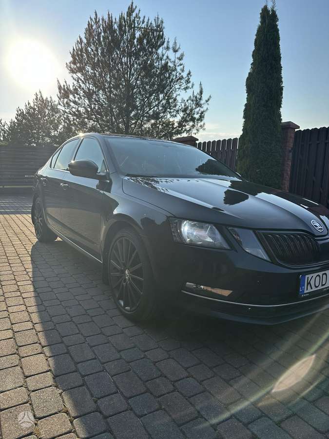 Škoda Octavia - 2