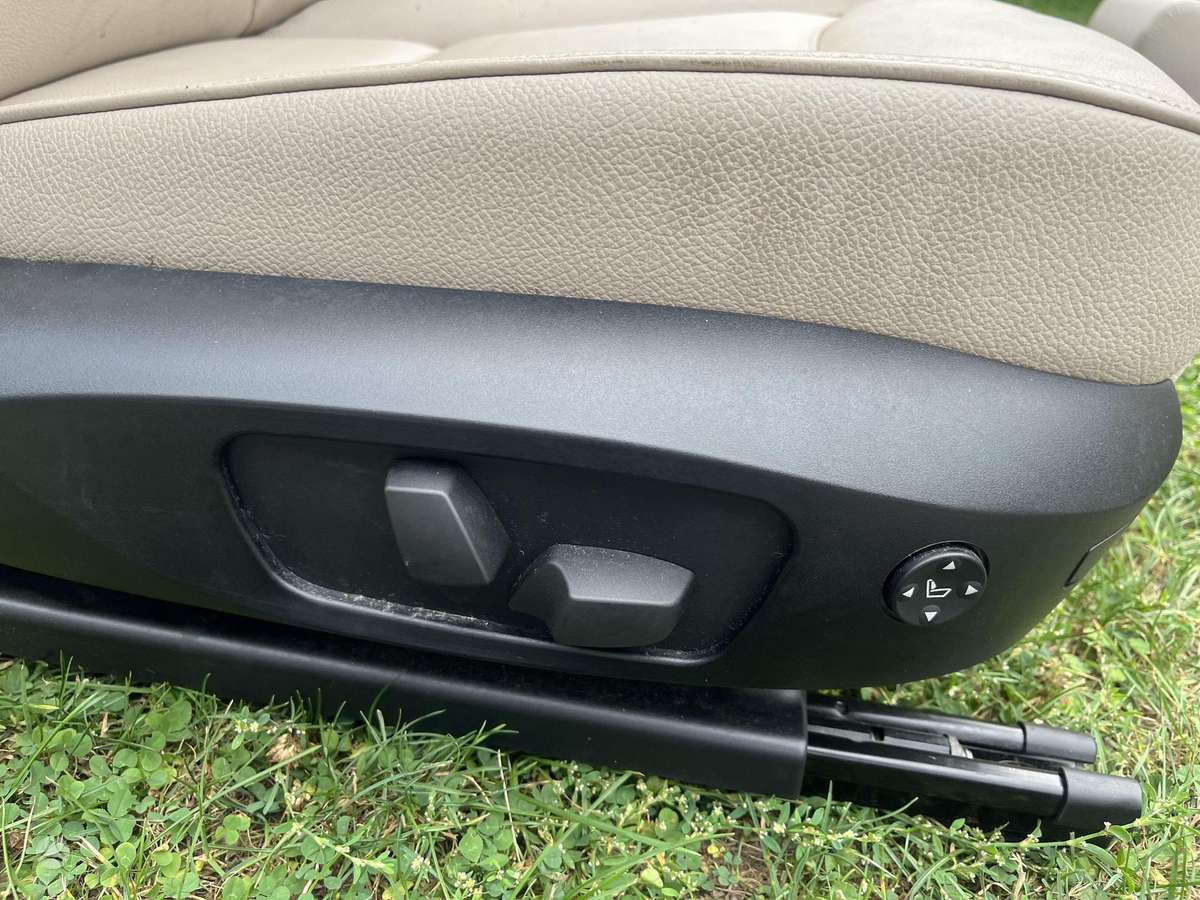 BMW X1 Bmw e84 salonas šildomas elektra valdomas