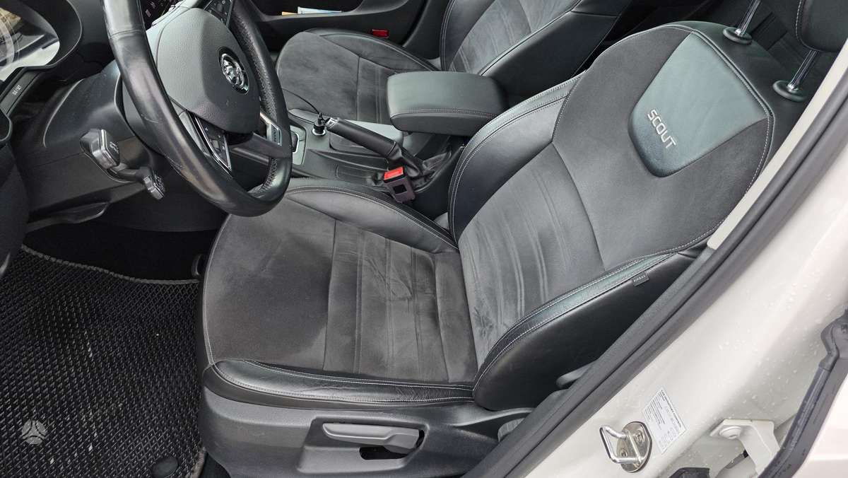 Skoda Octavia Scout, 2.0 l., Универсал