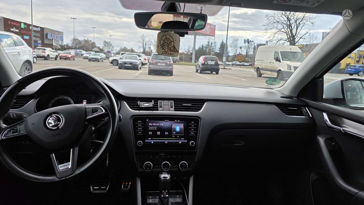 Skoda Octavia Scout, 2.0 l., Универсал