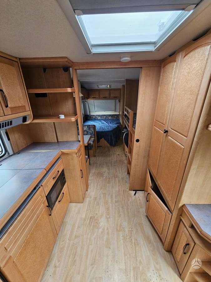 Hobby 720 exlusive, кемперы