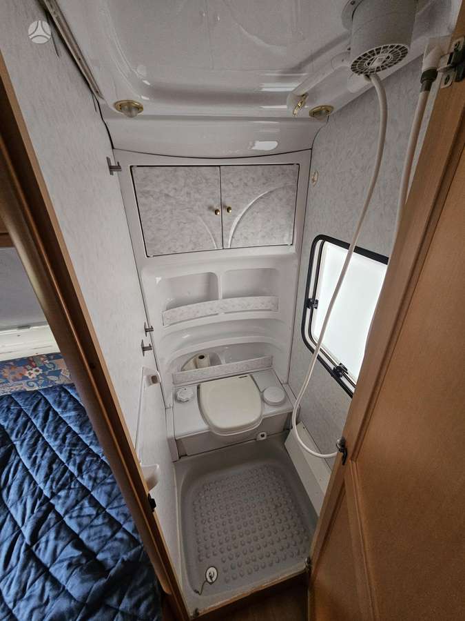 Hobby 720 exlusive, кемперы