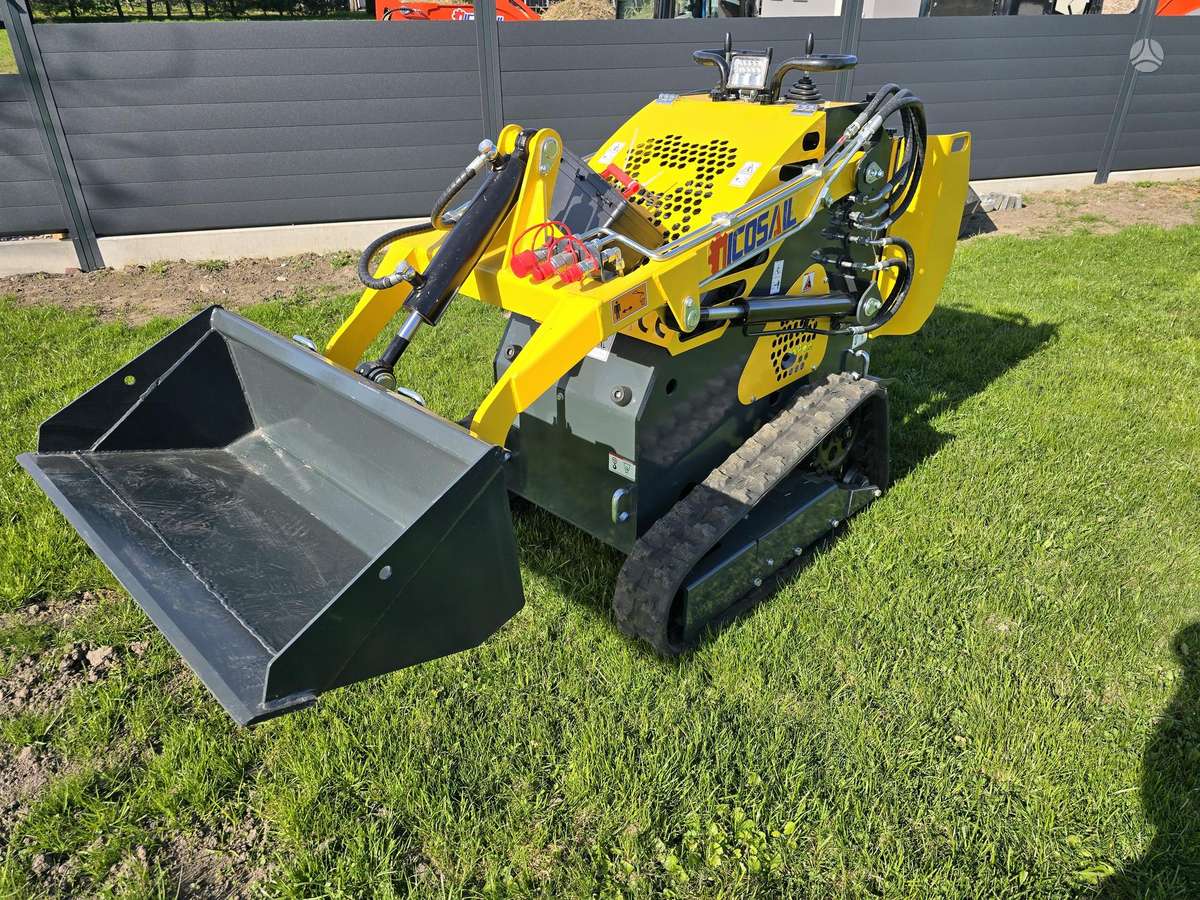 Nicosail E380, mini loaders