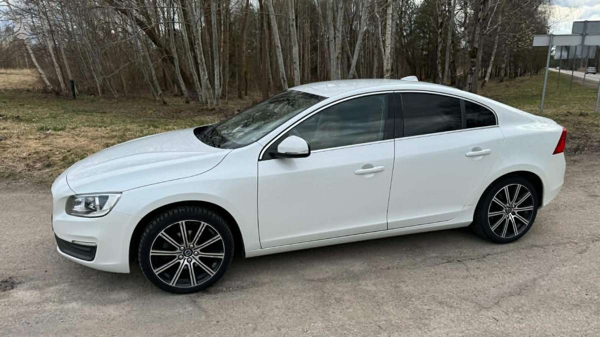 Volvo S60, 2.0 l., Седан