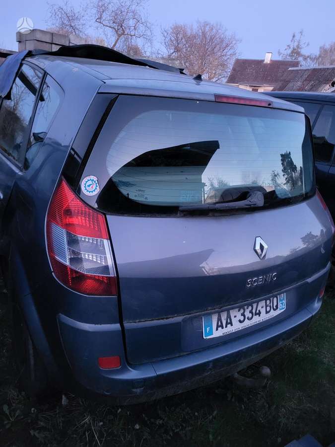 Renault Scenic kėbulo dalys