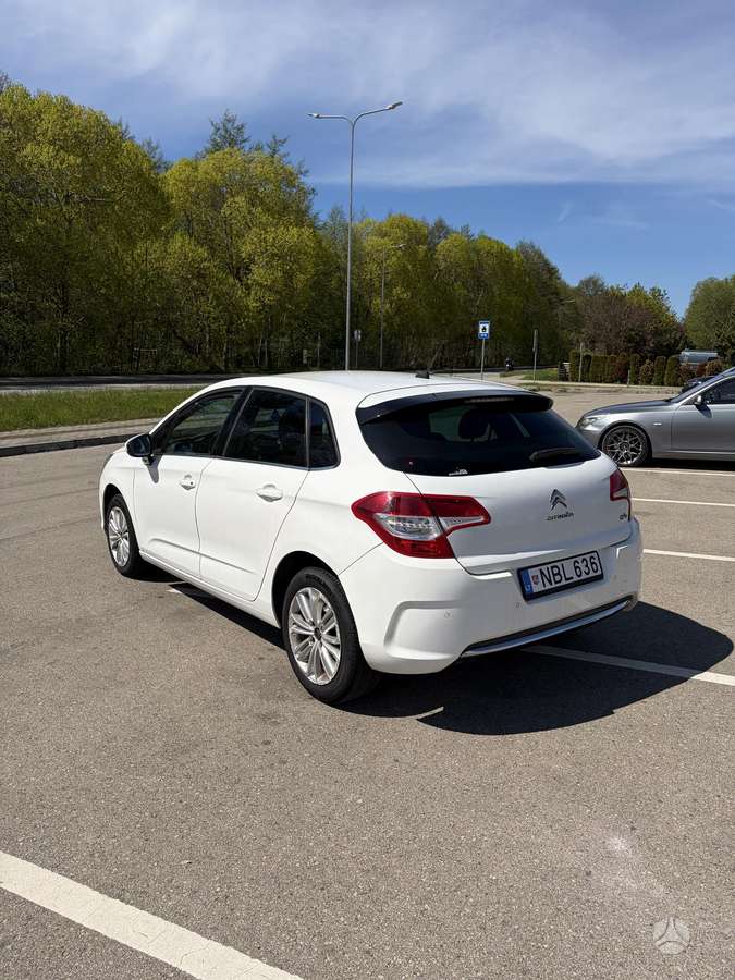 Citroen C4, 1.6 l., Хэтчбек
