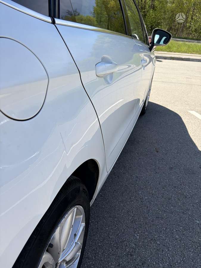Citroen C4, 1.6 l., Хэтчбек