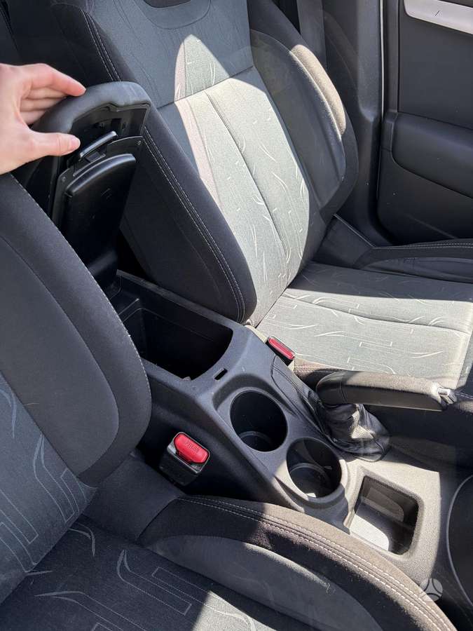 Citroen C4, 1.6 l., Хэтчбек