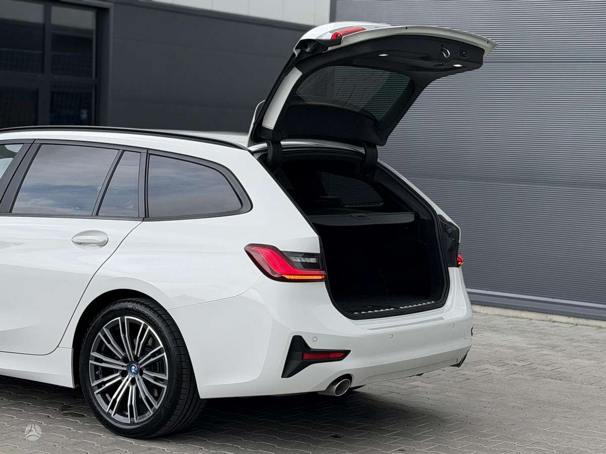 BMW 320, 2.0 l., Универсал