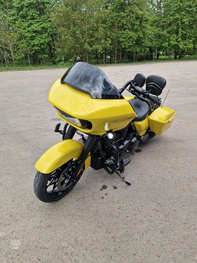 Harley-Davidson Road Glide 1868cc, choppers / cruisers / custom