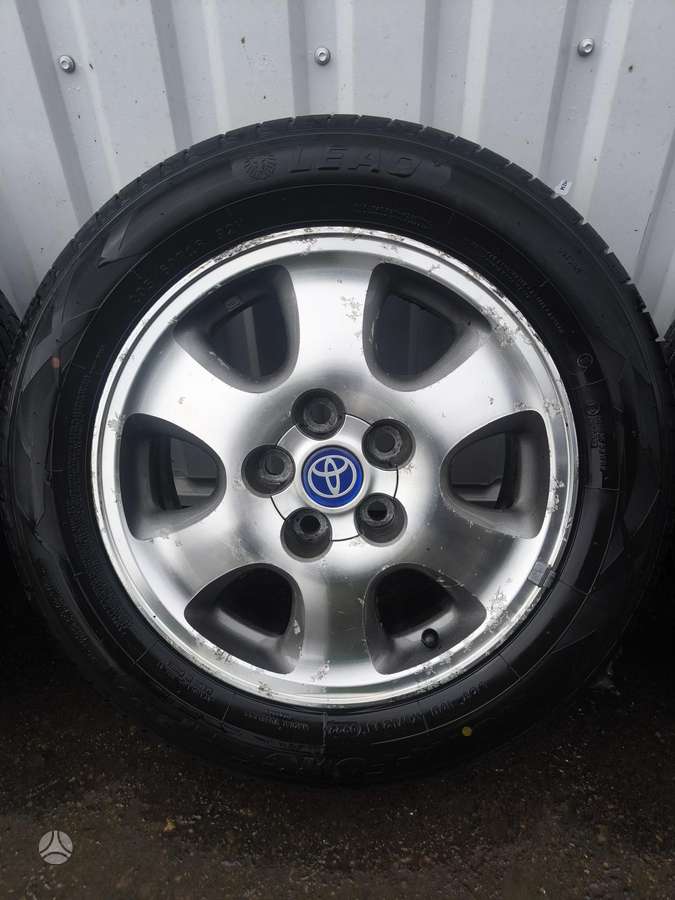 Toyota, lengvojo lydinio, R16