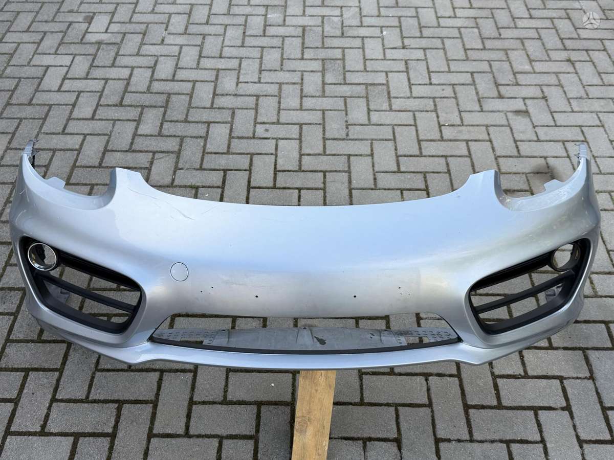 Porsche Cayman Bamperis grazus