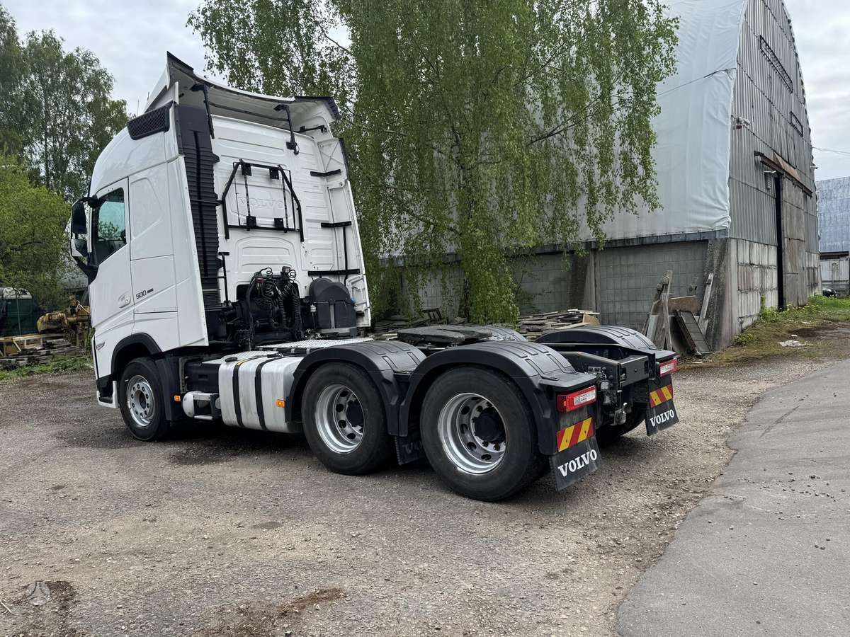 Volvo FH500, single sleeper