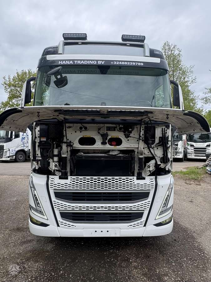 Volvo FH500, single sleeper