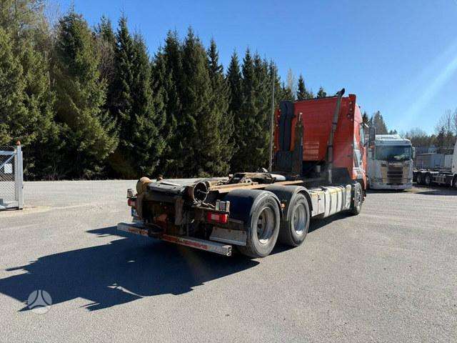 Volvo FH540, шасси