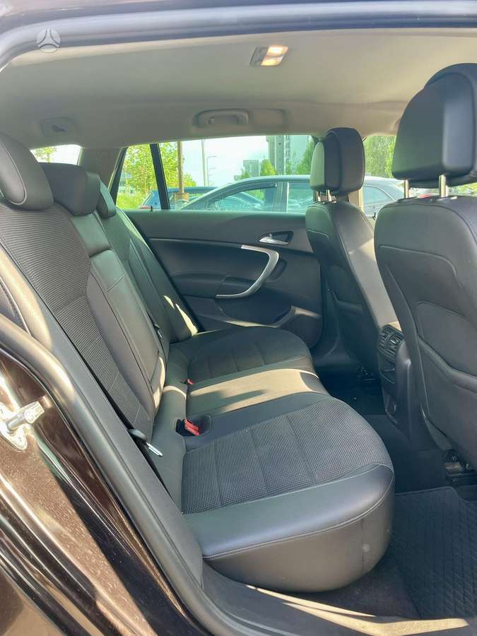 Opel Insignia, 2.0 l., Универсал